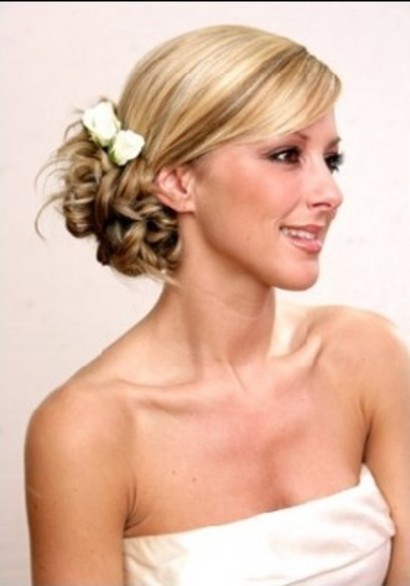 This look is lovely and could be easily created using a hair piece