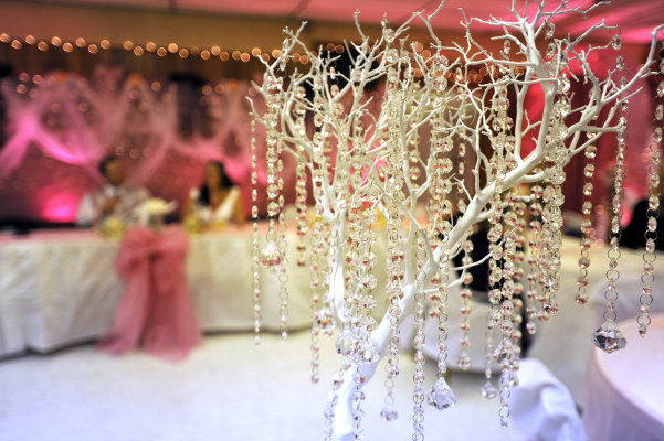 Winter wonderland weddings photo inspiration