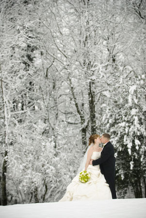 Winter wonderland weddings photo inspiration
